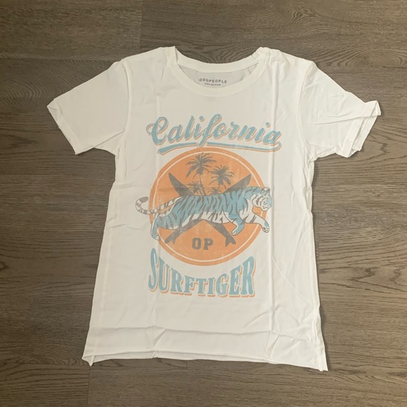 Recycled Karma California Surftiger Boyfriend Tee - Size S - White - NWOT - Picture 3 of 9